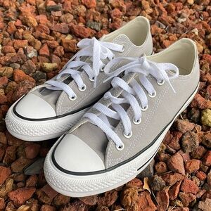 Converse All Star unisex canvas low tops.